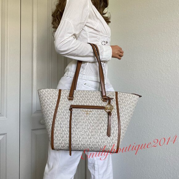Michael Kors Retail Carine Medium Logo Tote Vanilla Acorn Brown Signature Bag - Picture 1 of 10